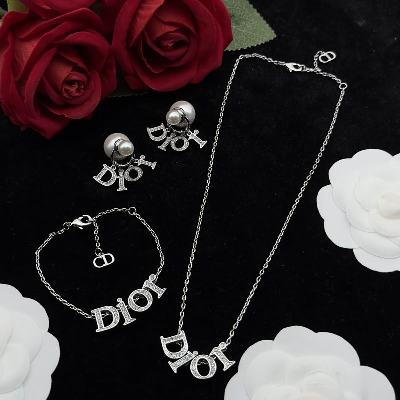 Dior Suits 01lyr06